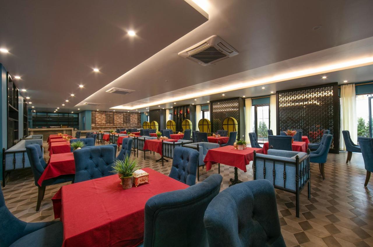 Azalea Parkview Hotel Vientiane Dış mekan fotoğraf