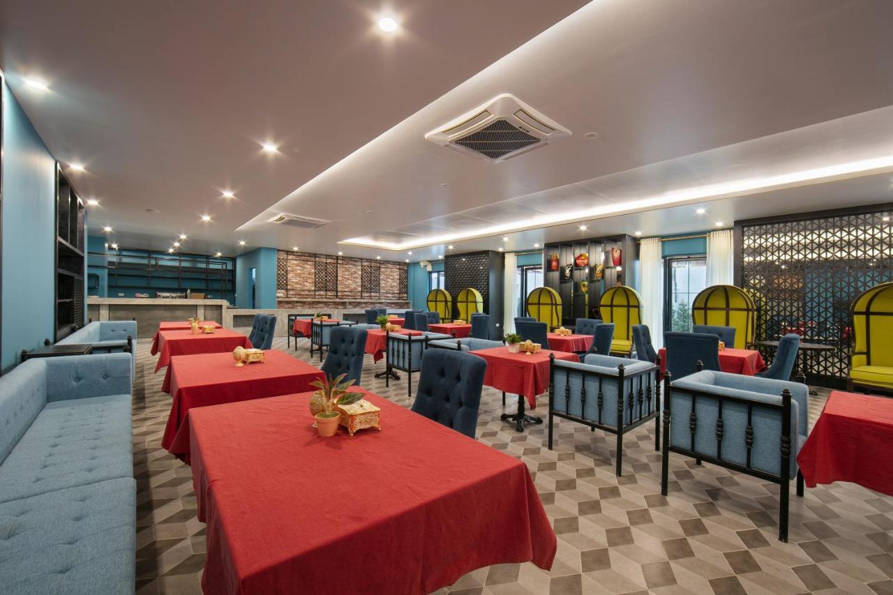 Azalea Parkview Hotel Vientiane Dış mekan fotoğraf